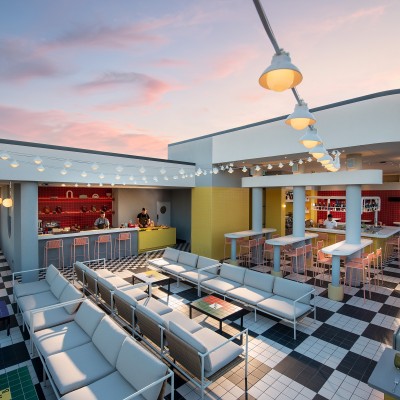 MerryMaker Rooftop Bar 